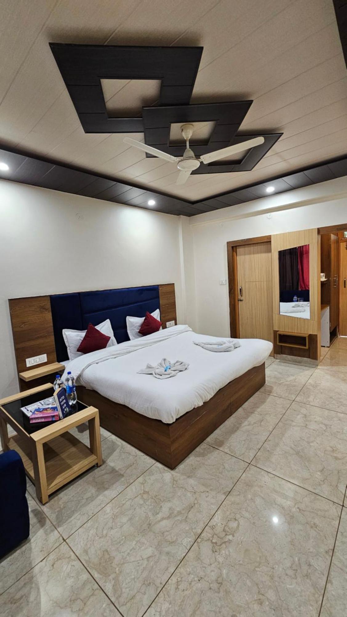 Green View Hotel And Restaurant McLeod Ganj Ngoại thất bức ảnh