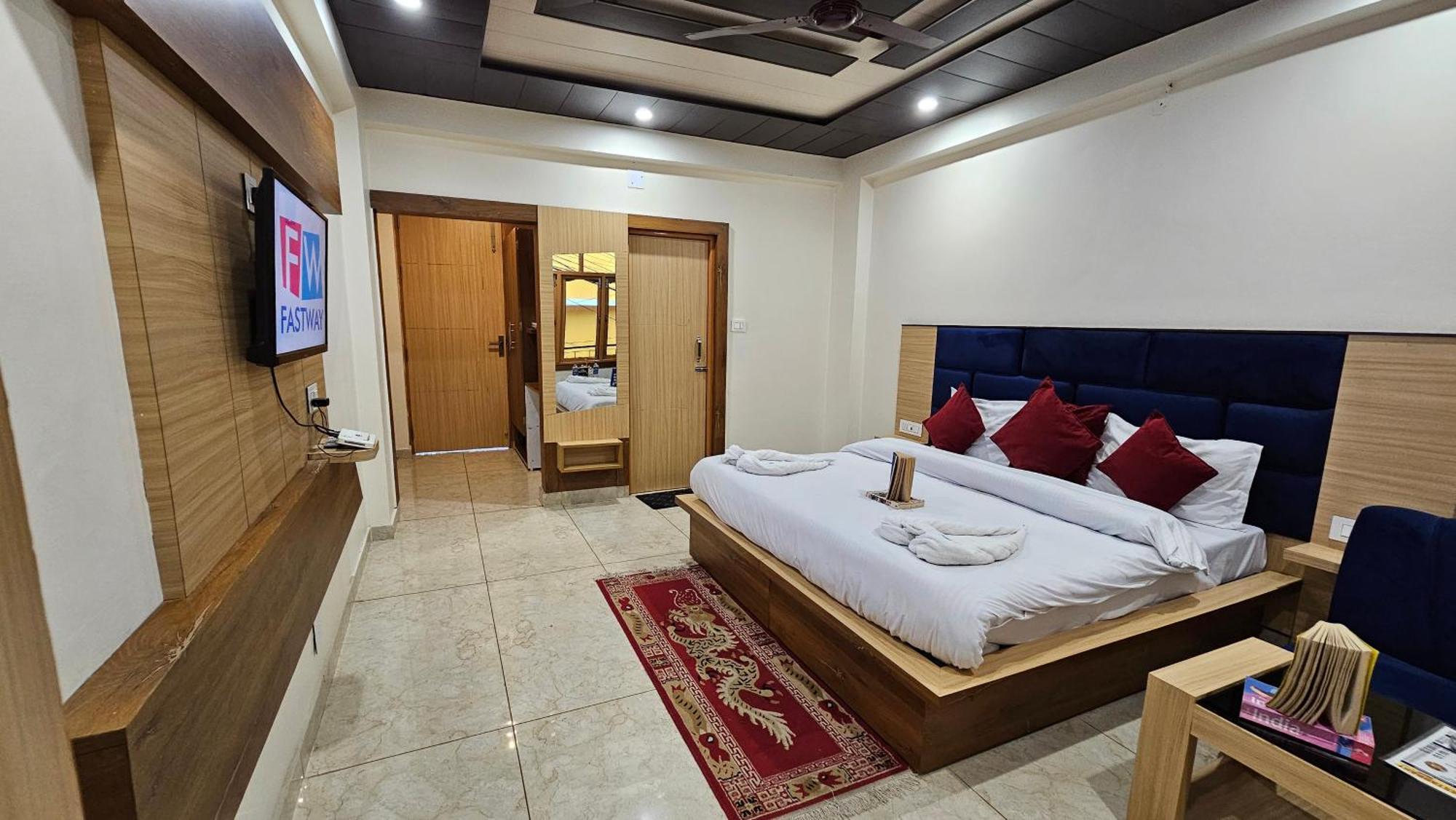 Green View Hotel And Restaurant McLeod Ganj Ngoại thất bức ảnh